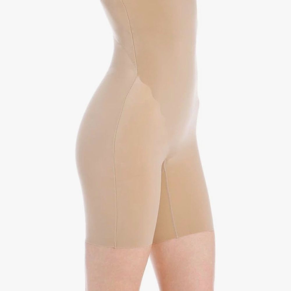 Donna Karan Hosiery The Body Perfect Collection Level 1 High-waist Embrace Brief